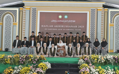 WISUDA KHOTMIL QUR'AN BIL GHOIB KE-17 PPTQ SIROJUL ULUM SEMANDING